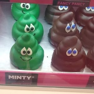 Meet your Posher, Donna